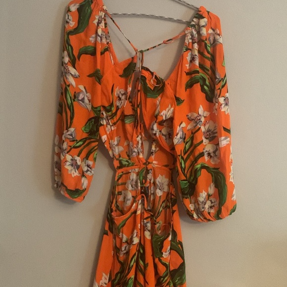 Zara Vibrant Orange Long Sleeve Dress. Vacation Ready - Preloved - Picture 10 of 16